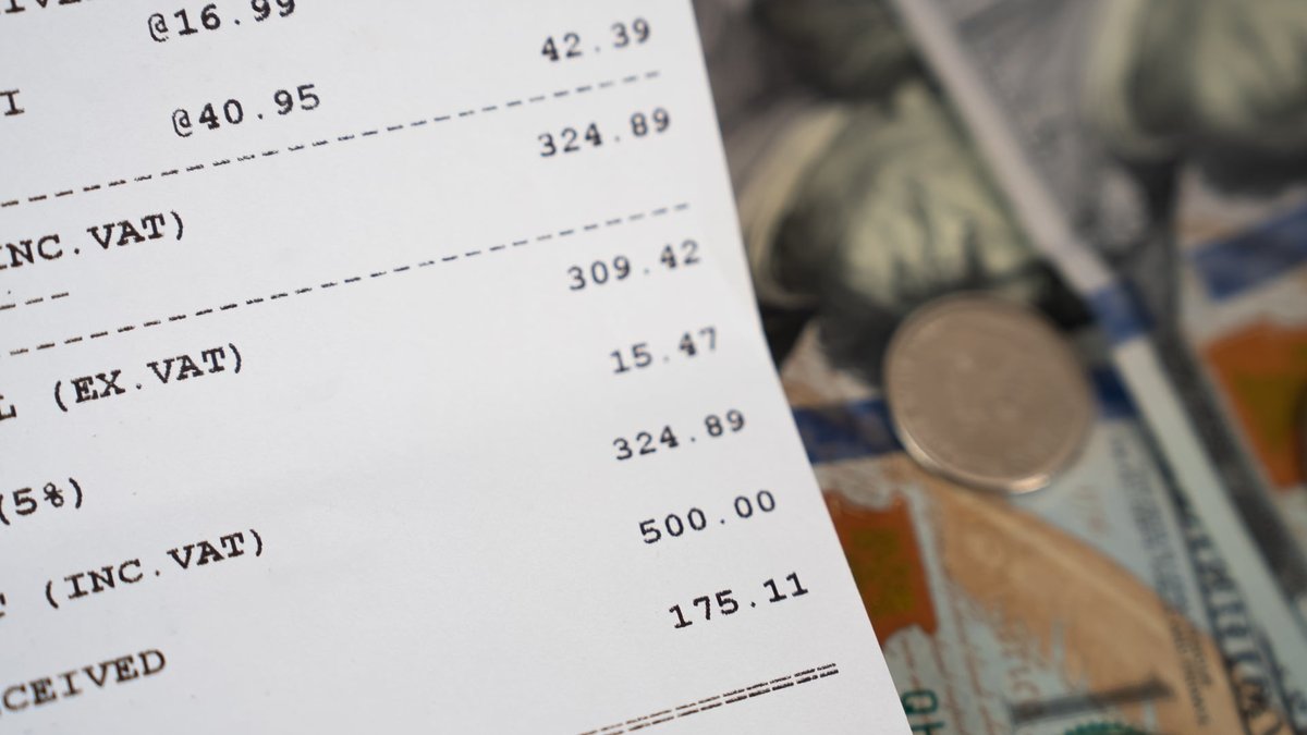 How To Choose A B2B Debt Collection Agency: Reviews & Numbers To Watch