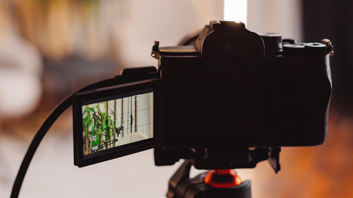 UGC Ads vs. Traditional Ads: Why Authentic Video Content Converts More
