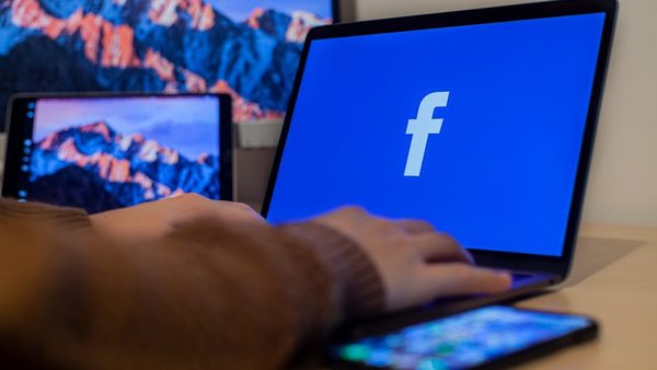 What Does the Facebook Algorithm Prioritize? (+ How To Boost Your Ad Reach)