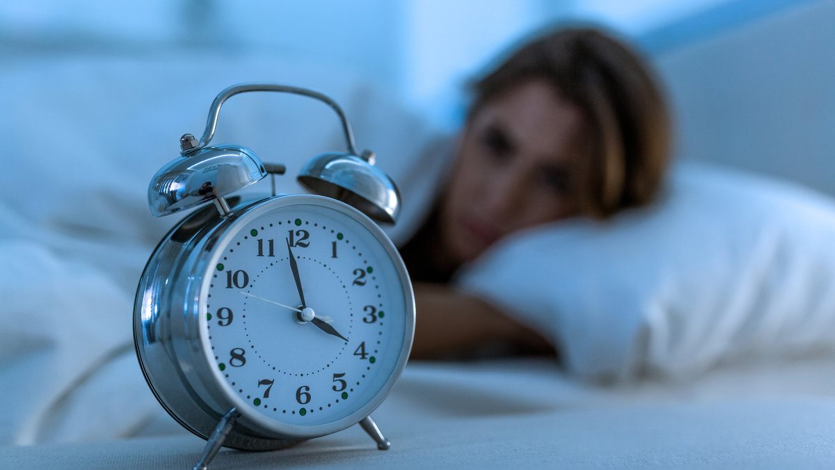 Adult Insomnia Causes, Symptoms & Treatments: Mental Health Guide Released