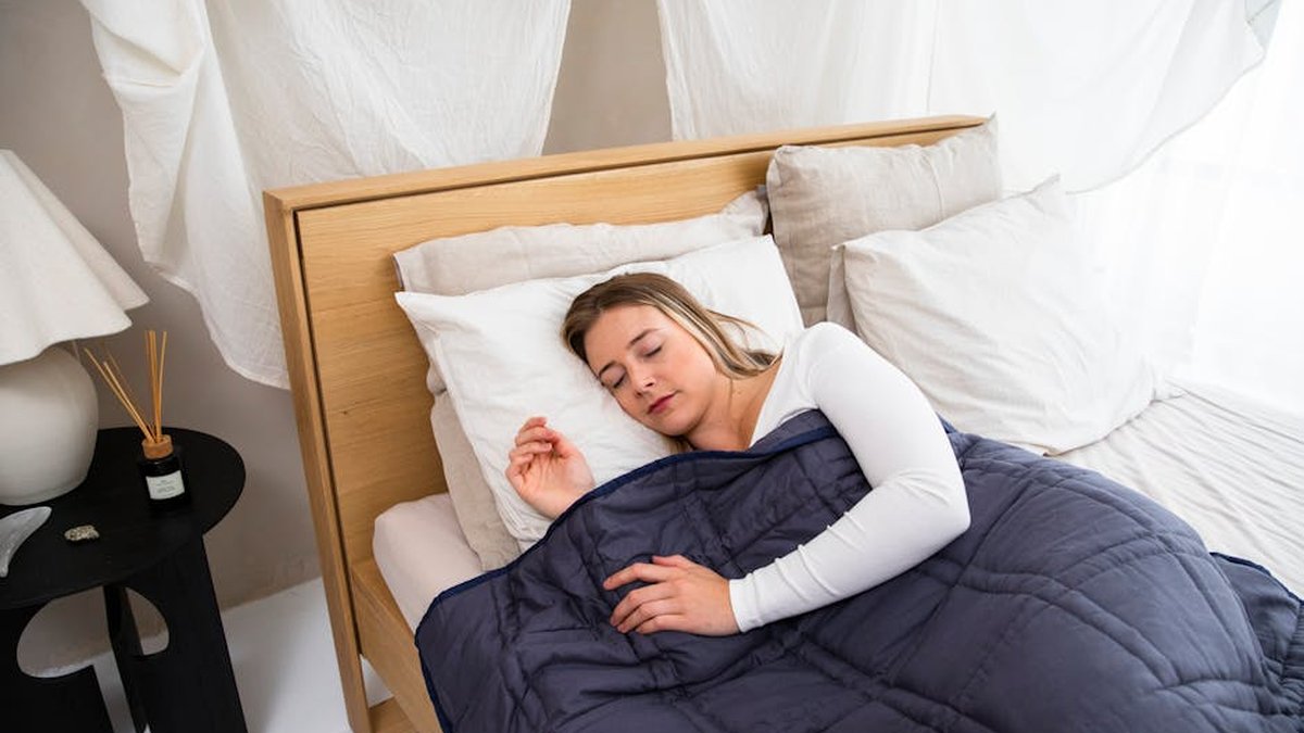 Best Weighted Blankets for Anxiety 2026 - Buying Guide Released