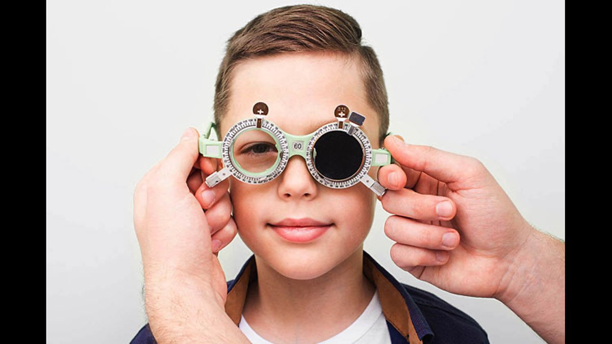 Glasses For Screen Headaches: How Specialty Lenses Address Eye Strain