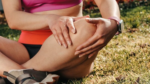 Heard A Pop In Your Knee? Davenport Clinic Reveals Warning Signs Of Sprains