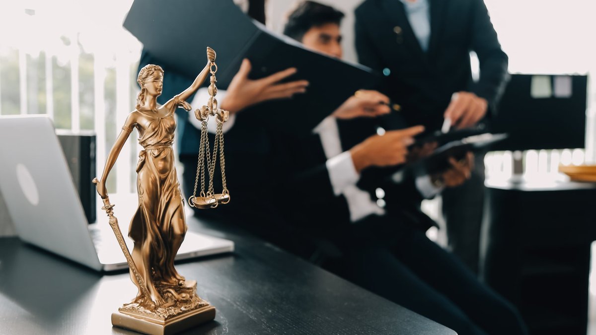 How to Get More Clients as a Lawyer: AI Tools That Actually Deliver Results