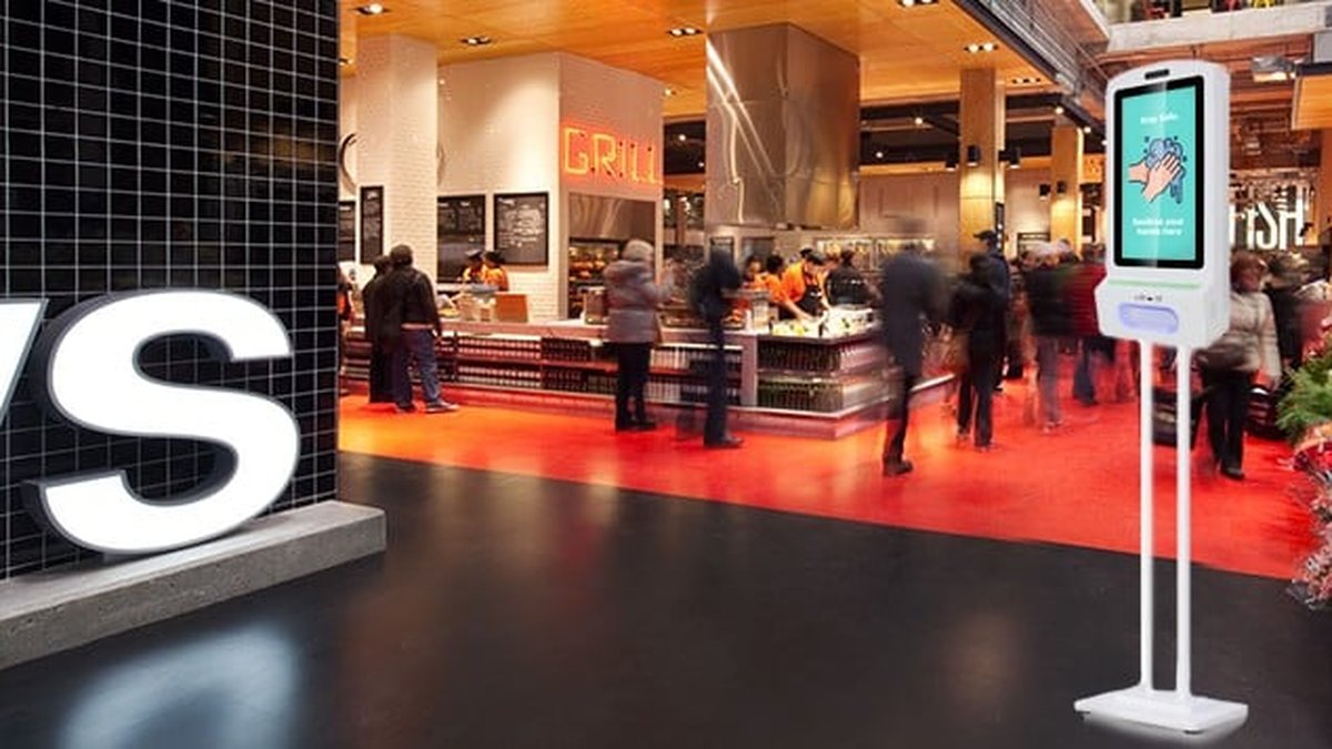 Interactive Kiosks: How Touchscreen Technology Is Changing Customer Engagement