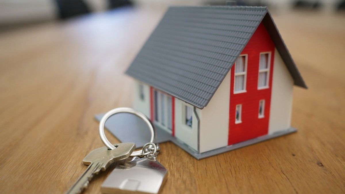 Is Now a Good Time To Buy a House? Fort Collins Experts Explain Pros and Cons