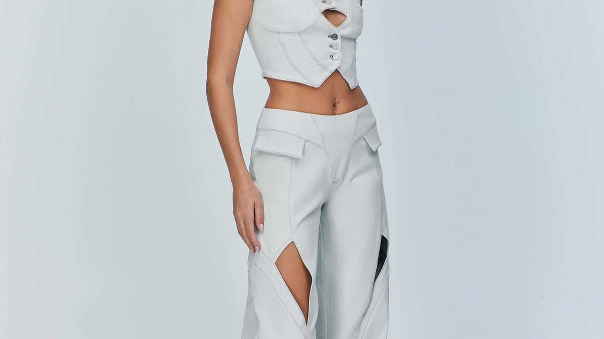 Luxury Sculptural Denim Collection With Asymmetric Silhouettes: 2026 Launch
