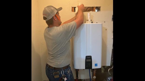 Navien vs Rinnai Comparison: Best Tankless Water Heater For Homes in 2026