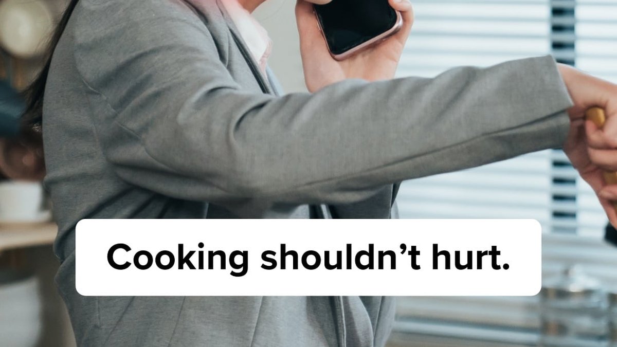 Poor Posture Fix & Neck Pain Relief For Working Moms: At-Home Device Announced