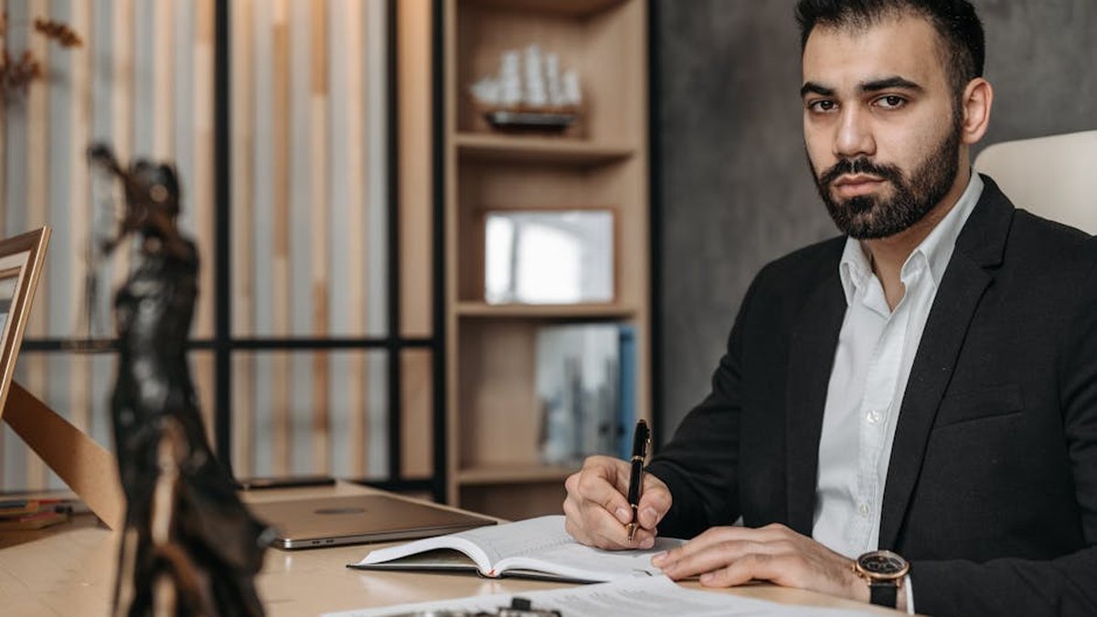 Sales Skills for Lawyers: Business Development Tips for Maryland Attorneys