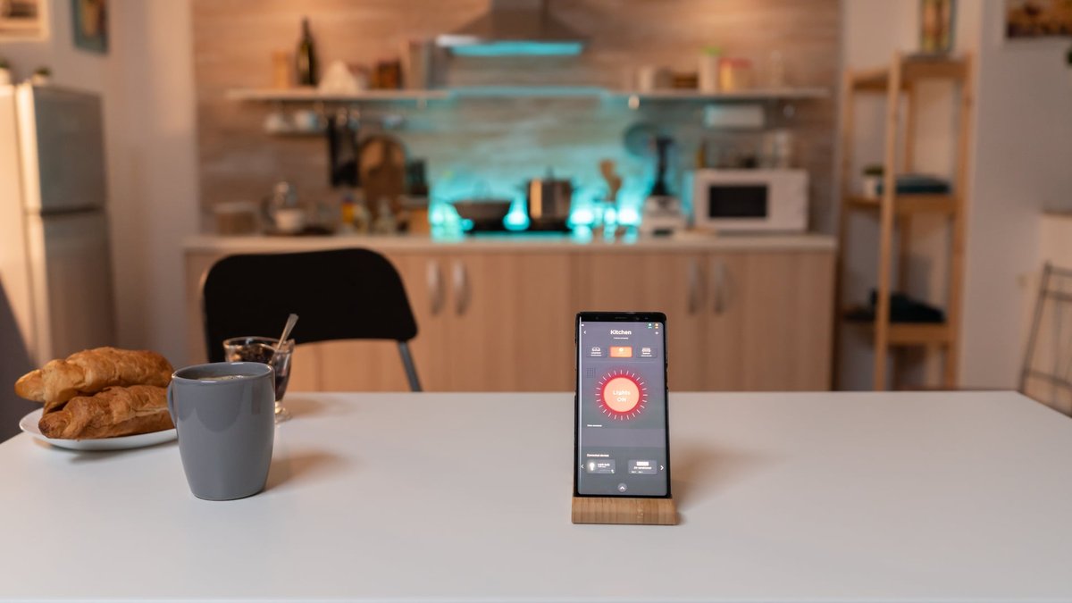 Smart Home Wiring: How It Works & Why a Professional Electrician Is Needed