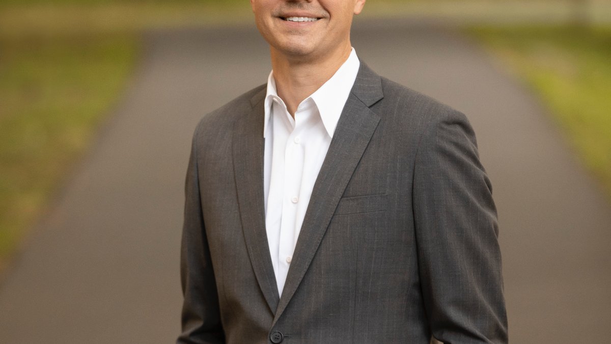 Veneers vs Dental Bonding: Rock Hill Cosmetic Dentist Explains The Difference
