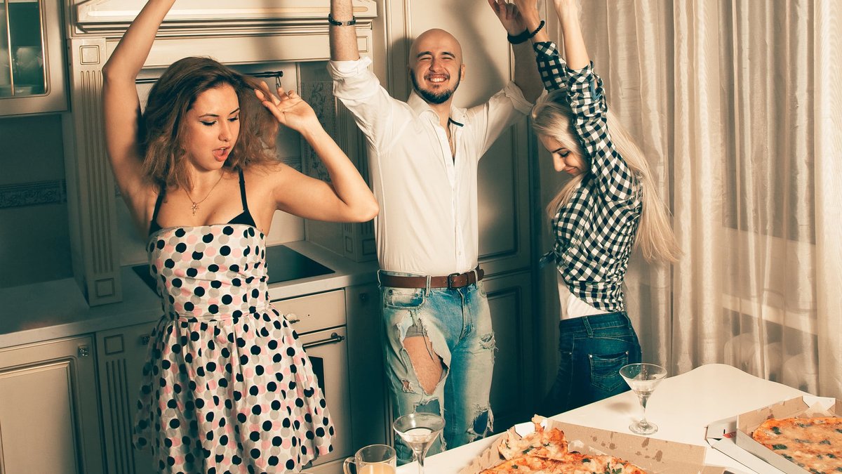 What Games Are Good for a Pizza Party? Colfax, WA Expert Shares Creative Ideas
