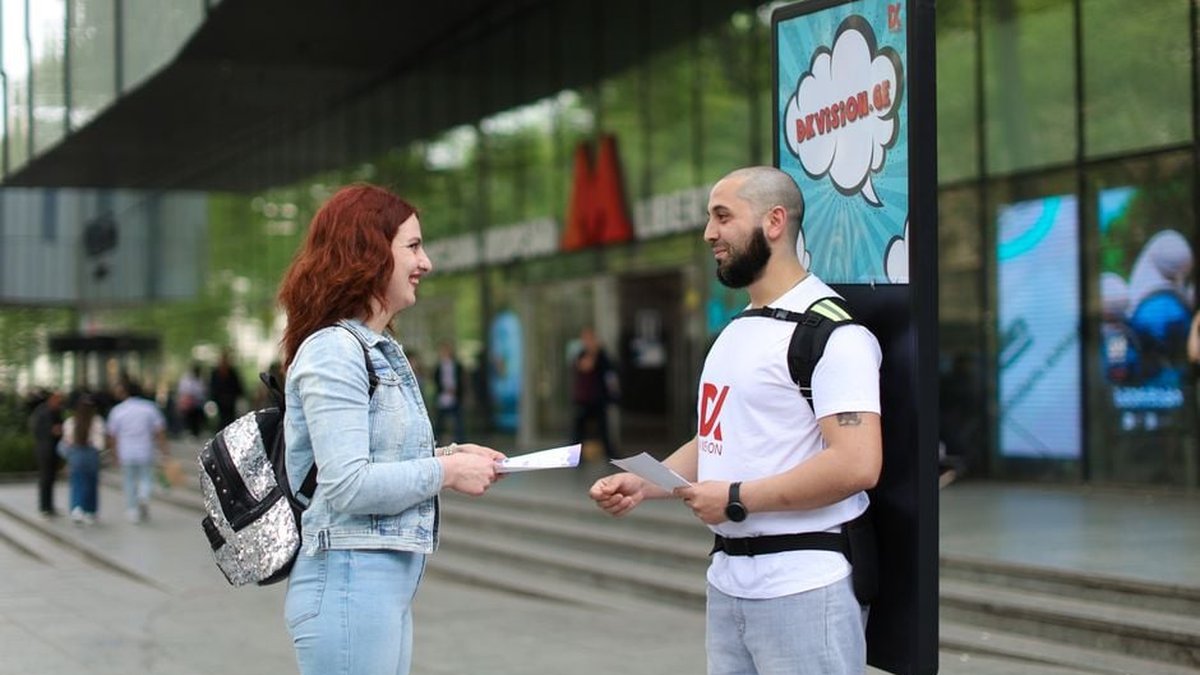 Are Flyers Still Effective For Event Promotion? Bay Area Experts Share Insights