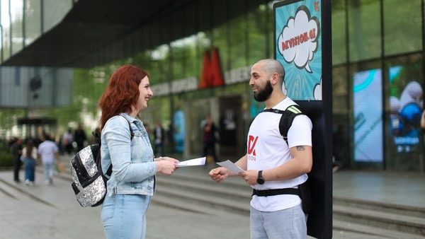 Are Flyers Still Effective For Event Promotion? Bay Area Experts Share Insights