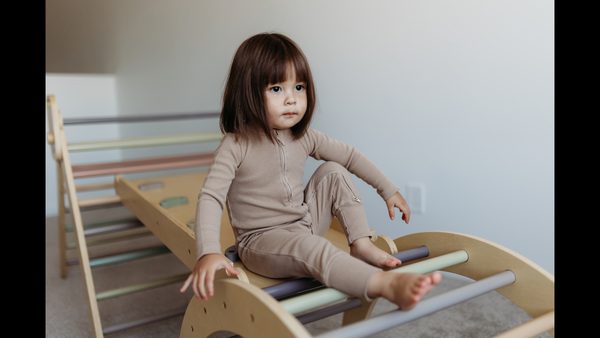 Best Montessori Toys For 1 Year Olds: What Science Says About Educational Play