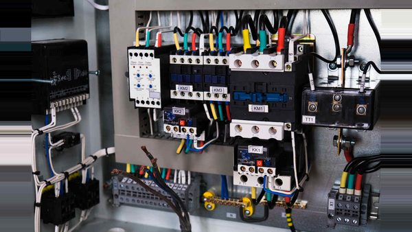 Circuit Breaker Compatibility: Common Mistakes Guide For Facility Managers
