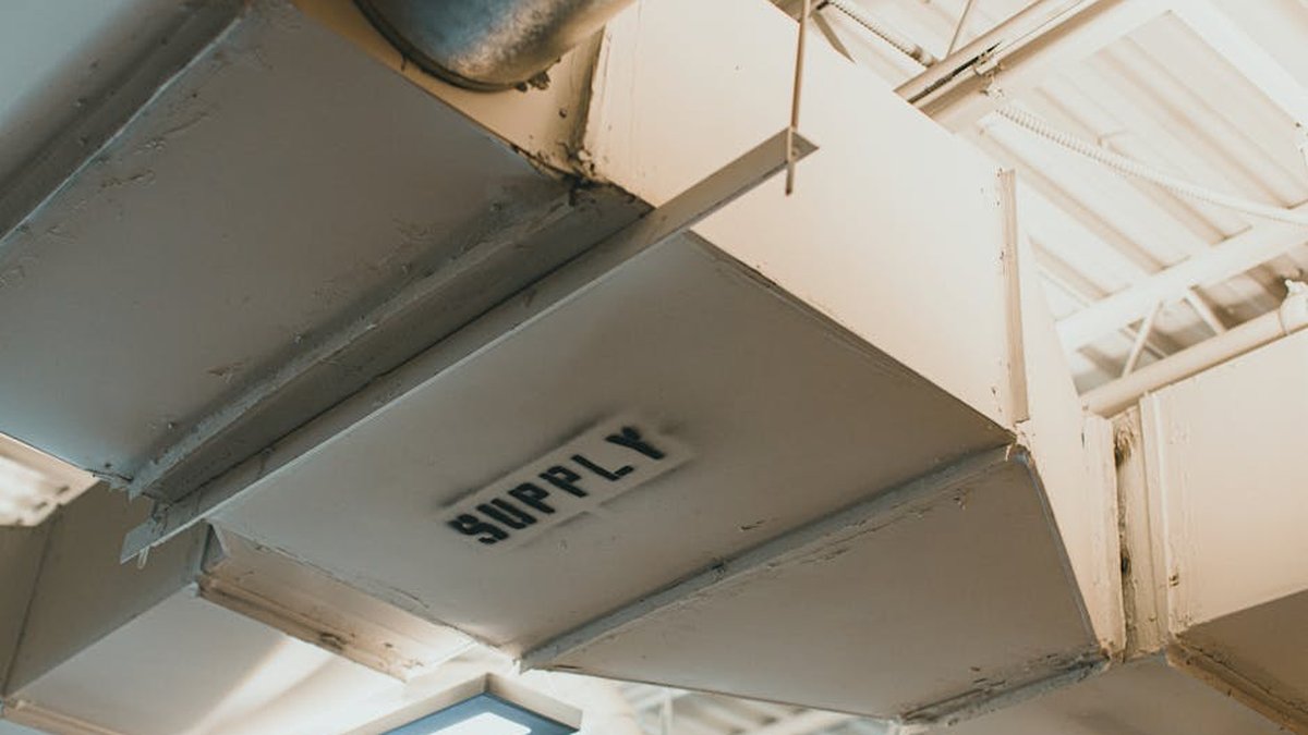 Commercial HVAC Duct Cleaning: New Jersey Experts Share How It Cuts Energy Bills