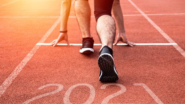 Foot Bathing For Athletes: Benefits For Injury Recovery & Relaxation Explained