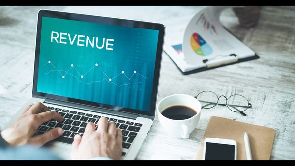FQHC Revenue Cycle Management: The 8 Places Revenue Leaks — and How to Plug Them