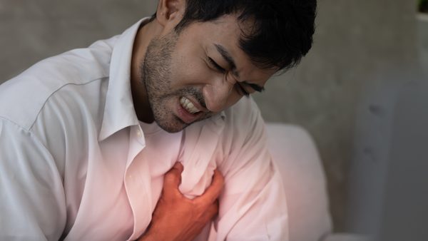 Heart Attack With No Blockage: Signs, Risk Factors & What Imaging Shows