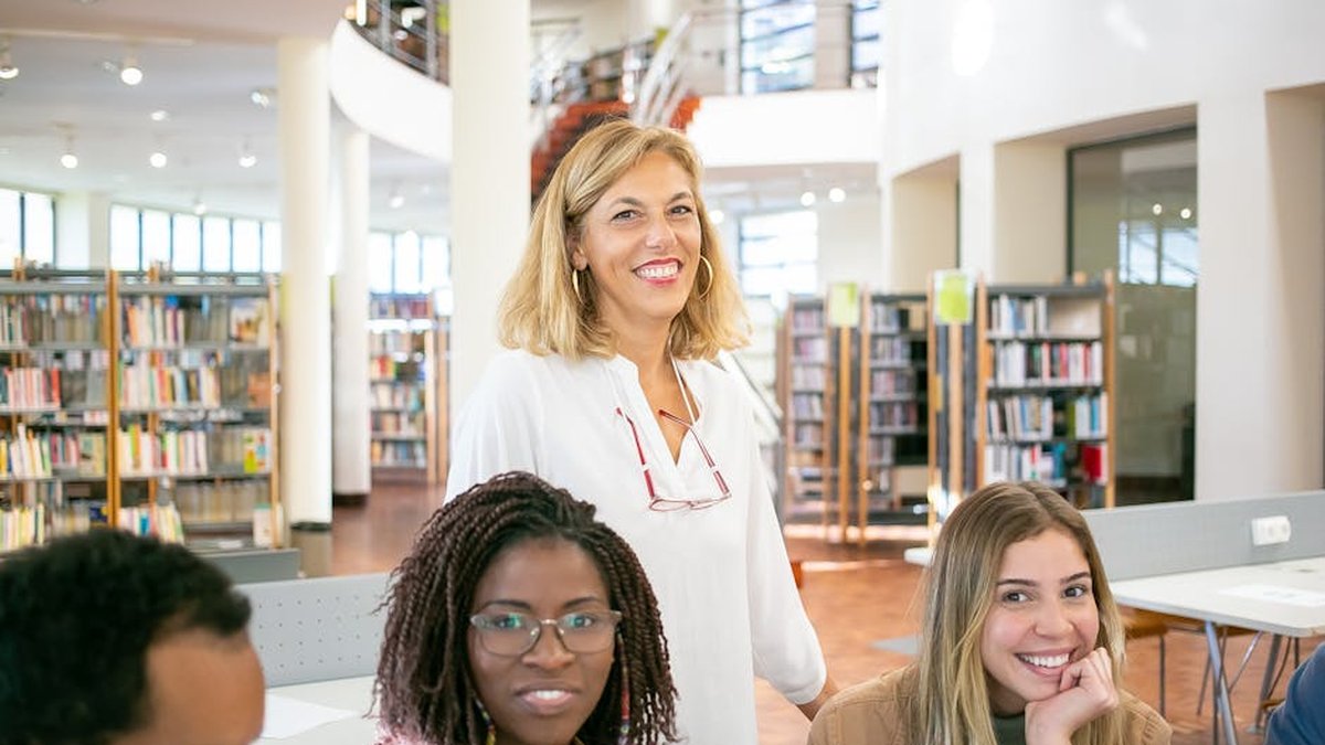 How Credit for Prior Learning Accelerates Career Ceiling Breaking