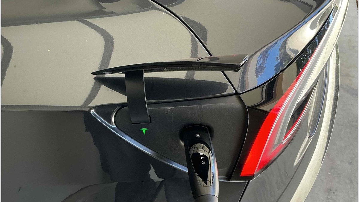 How Much Does EV Charging Cost? San Diego Contractors Reveal Infrastructure Gaps