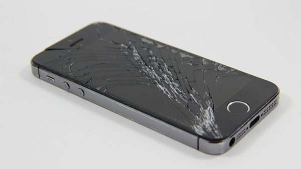 Is It Worth Repairing Your Phone or Buying a New One? Denver Experts Explain