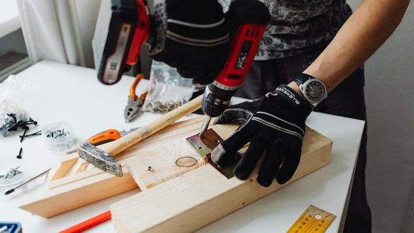 Milwaukee M18 FUEL Hammer Drill vs DeWalt: Experts Compare The Specs Of Each