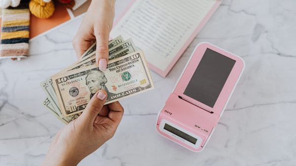 New Guide Shows How Physicians Can Legally Pay Their Children At A 0% Tax Rate
