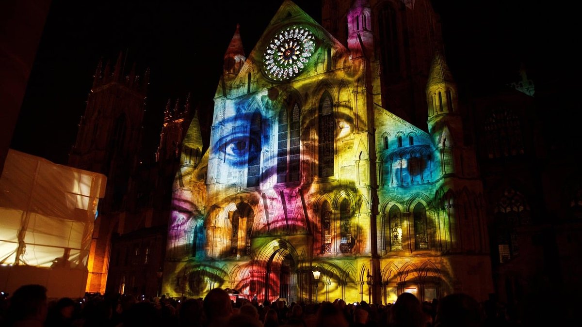 Projection Mapping for Events: What Is It & Key Considerations Before Planning