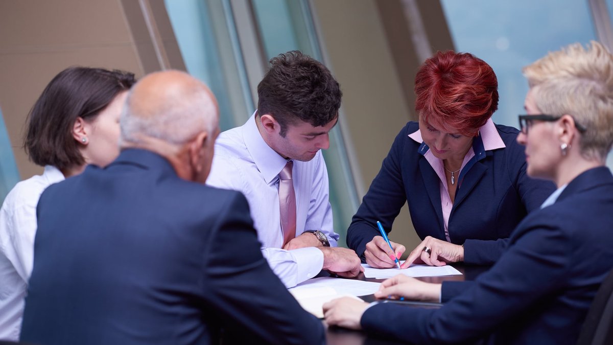 Settlement Agreement Explained: Hull Expert Guide to Your Legal Rights
