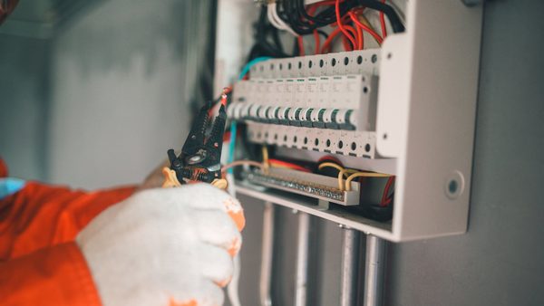 What Are The Common Problems In Electrical Installation? Indiana Experts Explain