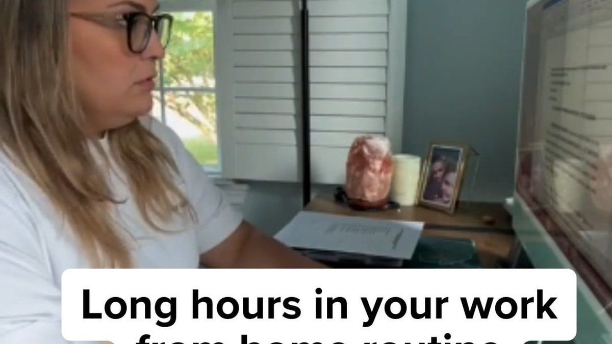 Desk Worker Neck Pain: Experts Explain Why It Happens & How To Get Relief