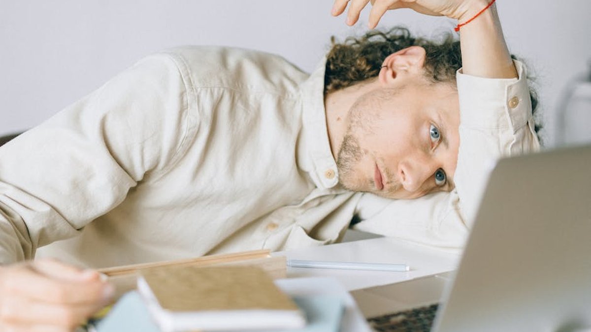 Does Low Testosterone Make You Tired? Australian Experts Explain Symptoms