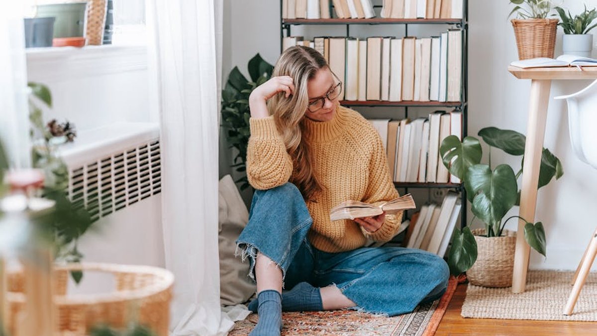 Does Reading Reduce Stress? Gothic Fiction & Other Genres That Help You Relax
