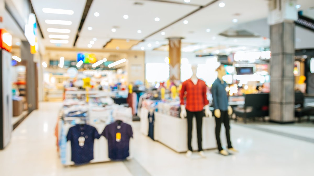 How Much Does Junk Removal Cost? Guide For Orange County Retail Businesses