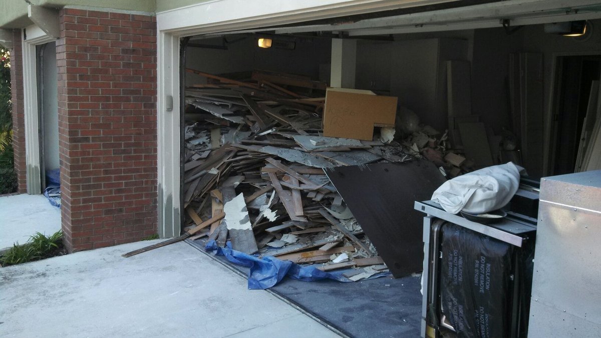 How To Choose A Reliable Junk Removal Company: Top Tips for Orange County