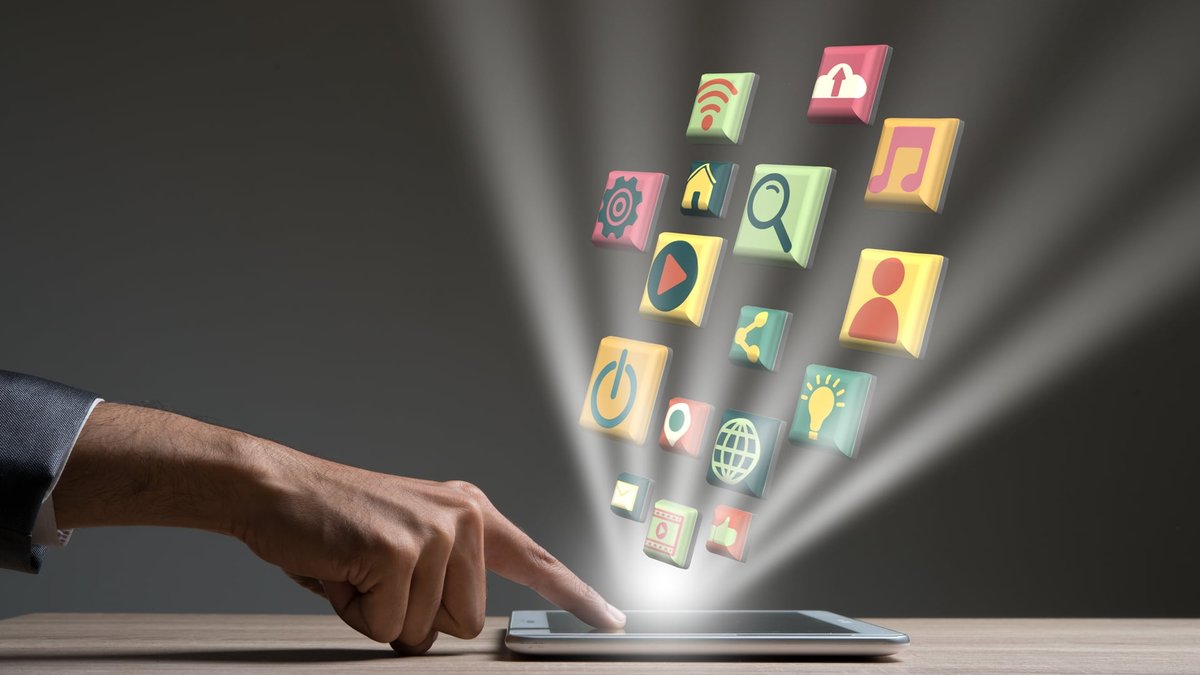 How to Get Featured On Bloomberg: Small Business Press Release Submission Guide