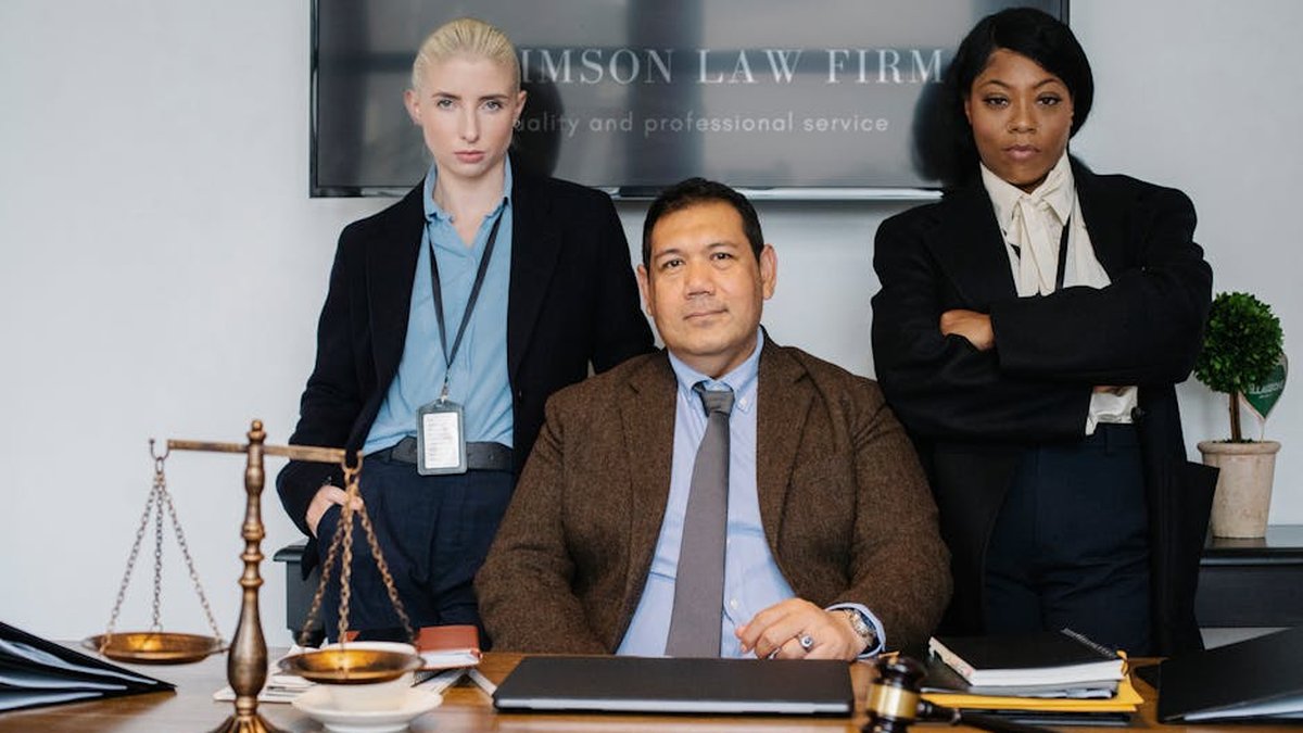 Law Firm Marketing Strategy: How AI Helps Attorneys Win More Clients