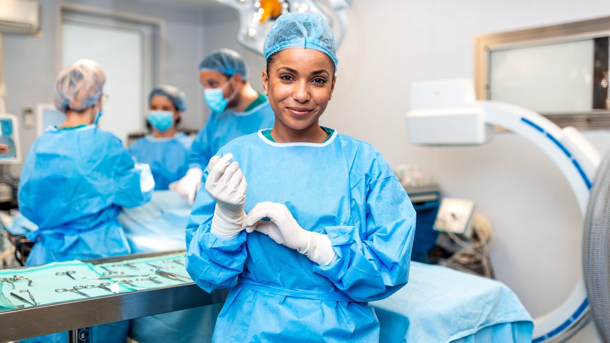 Plastic Surgeon Revenue Anxiety Solution Announced - OmniDominance AMP System
