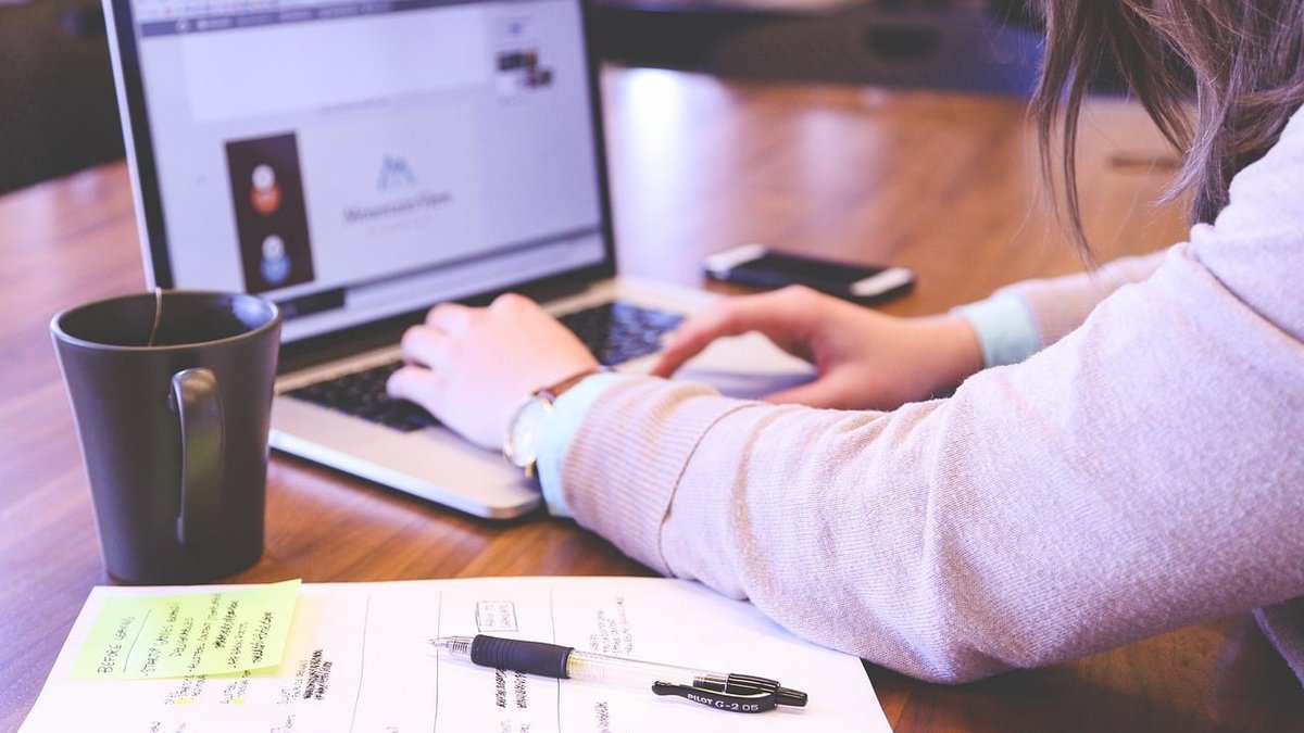 PR Newswire Pricing & Features For SMBs & Alternatives: Guide Published