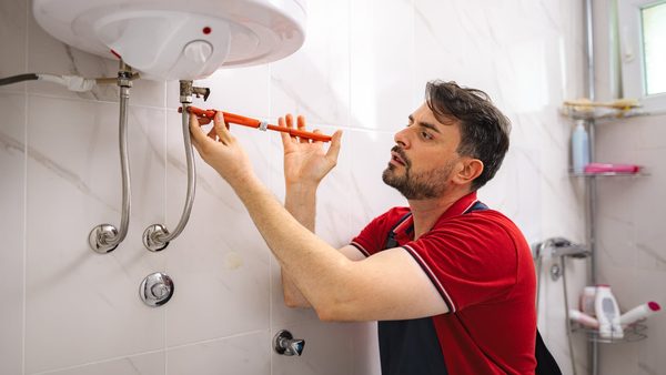 Tankless Water Heater Installation Costs & Sizing Tips For Houston Homeowner