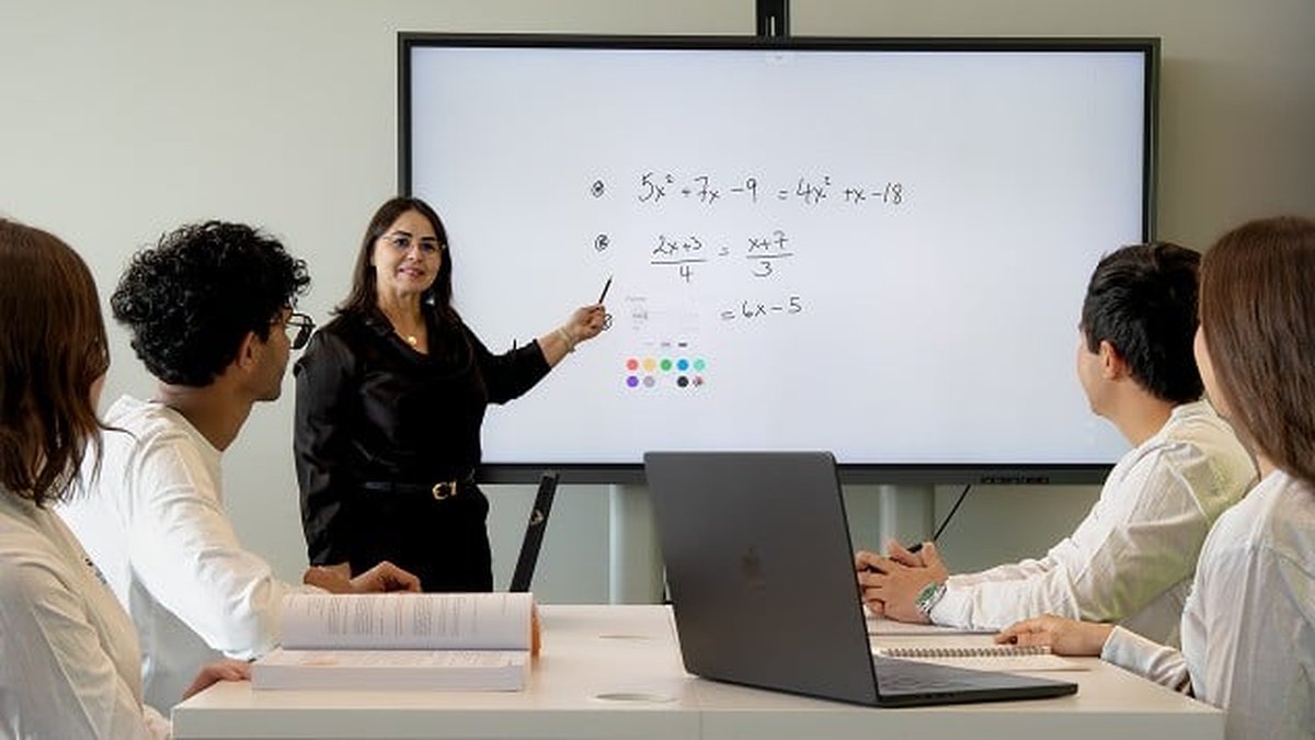 VEGA Academy Opens Toronto High School Pathway Focused on AI and STEAM