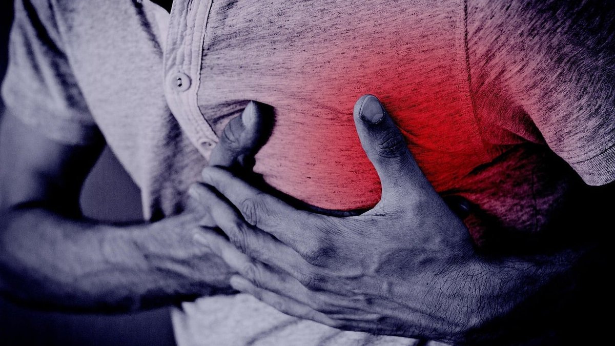 Warning Signs of a Heart Attack (and How Preventative Screening Saves Lives)