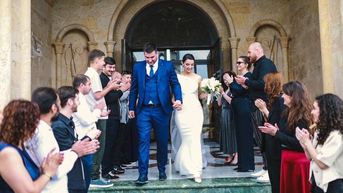 Wedding Planning in San Francisco: Transportation, Venue Rentals, Catering