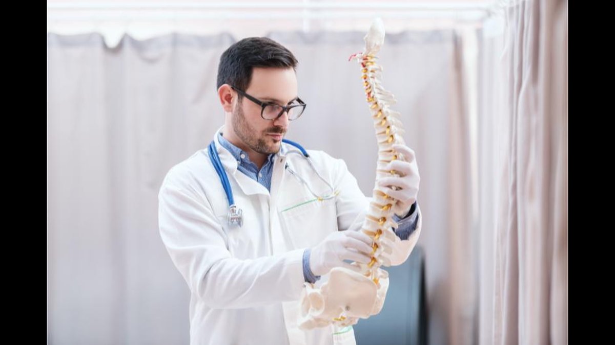 What Doctor Should You See After a Car Accident? NJ Orthopedic Urgent Care