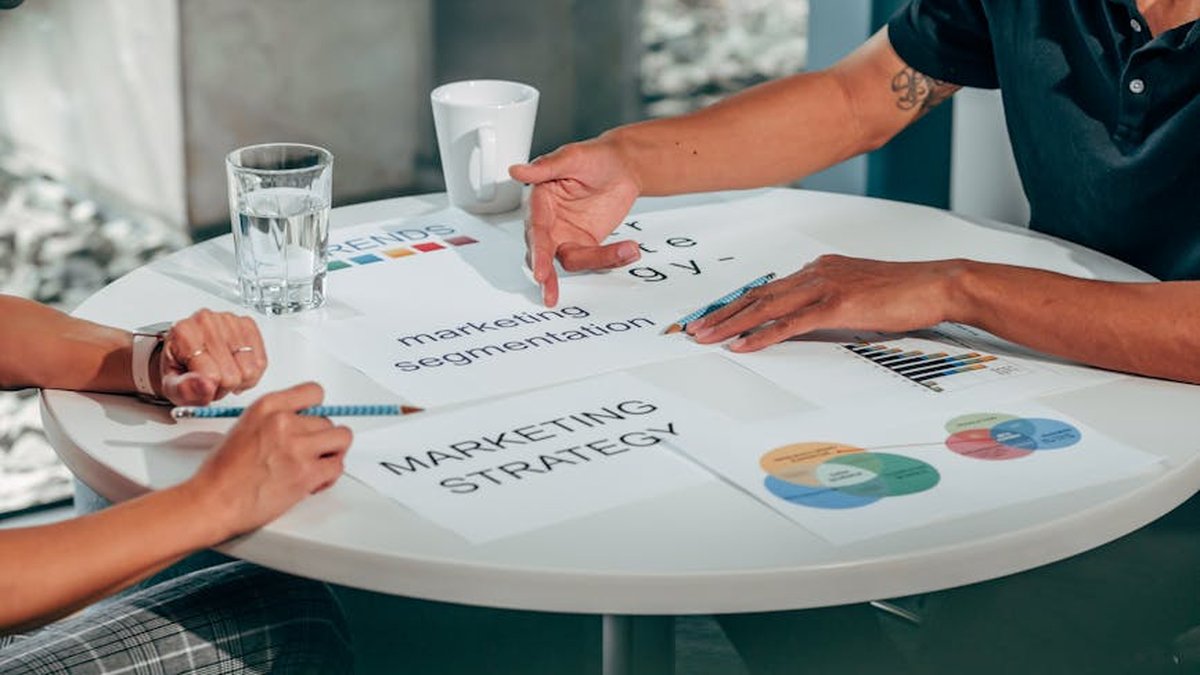 Best 5 AI Ad Tools for Creative Analysis: Options To Try In 2026 (With Pricing)