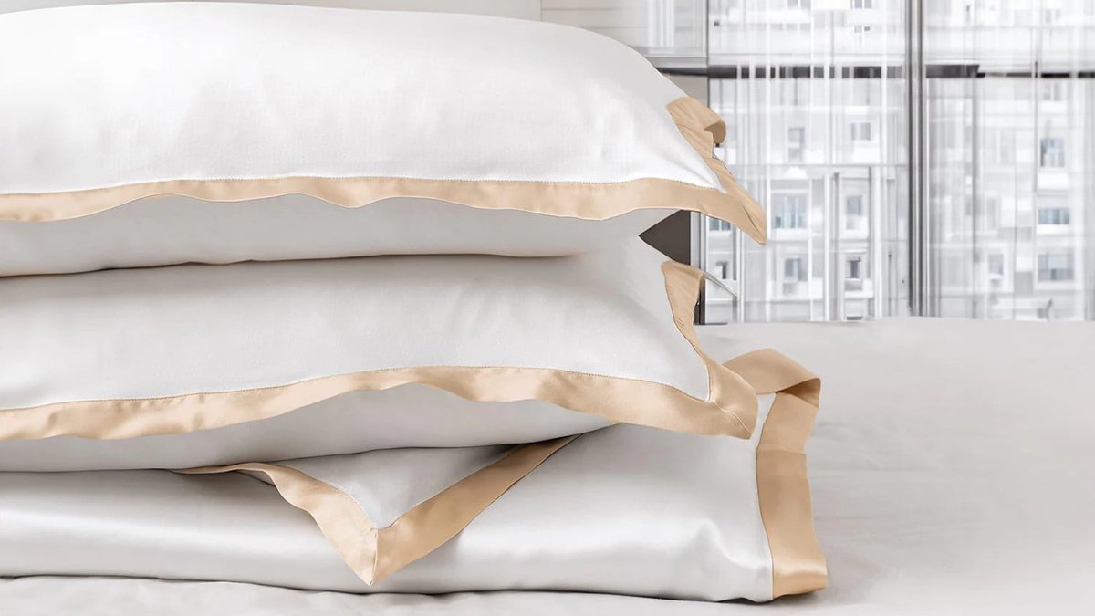 Does Silk Prevent Wrinkles? Experts Explore How Pillowcases Benefit Skin Health