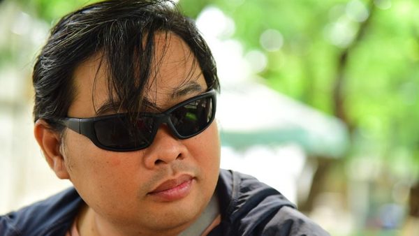 How Do Bifocal Sunglasses Work? A Guide to Lenses, UV Protection & Frames